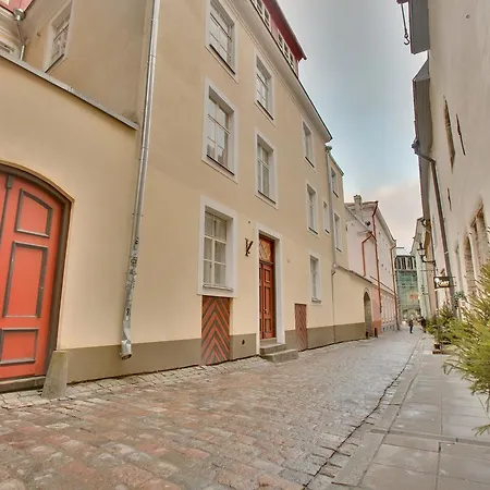 Apartment Daily - Old Town Romantic Tallinn